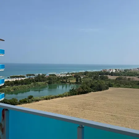 Lejlighed P073 - Porto Recanati, Trilocale Panoramico Vista Mare *